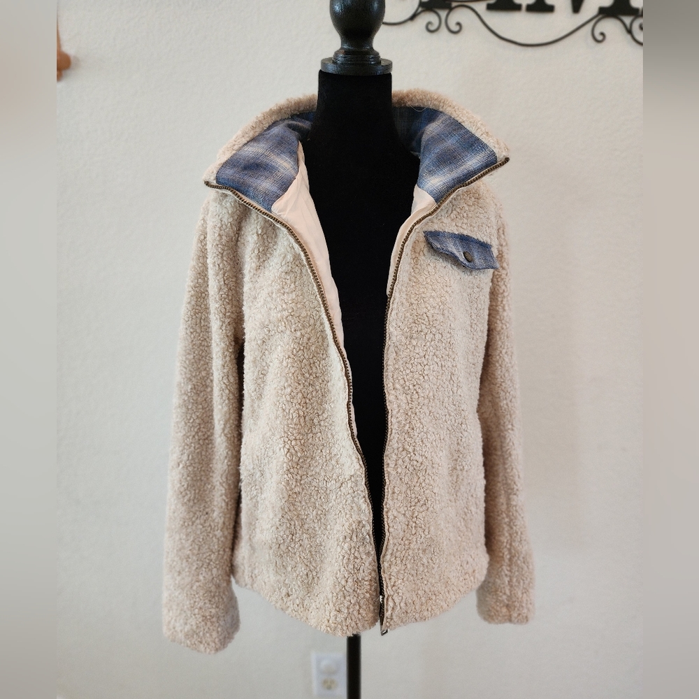 EUC Pendleton Ladies Camel / Creme & Blue Plaid Trim full zip Sweater